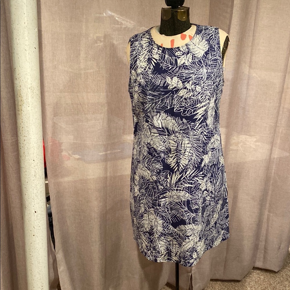 AK Navy and White Leaf Print Dress M